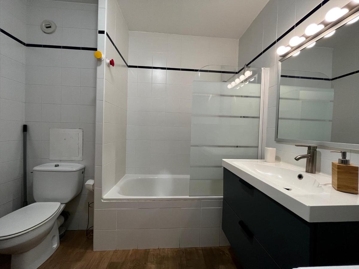 Bel Appartement T3 Avec Jardin, Piscine Et Parking, Proche Plage A Hendaye - Fr-1-239-739 Екстериор снимка